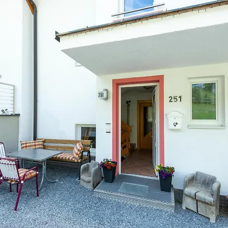 Appartement In Near Slopes Strengen